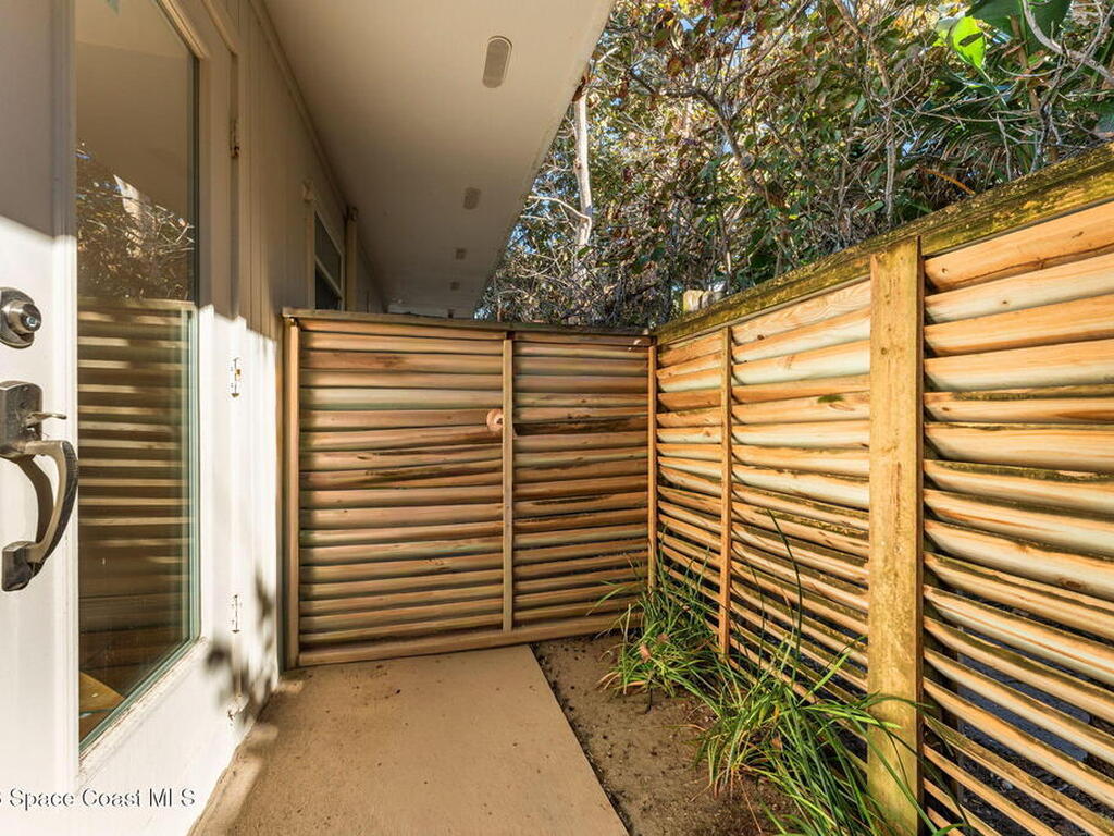 9556 Doubloon Drive, Vero Beach, FL 32963