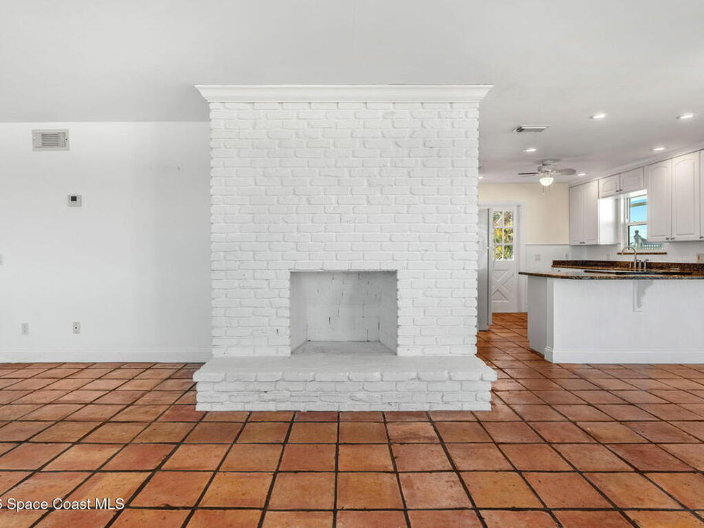 9556 Doubloon Drive, Vero Beach, FL 32963