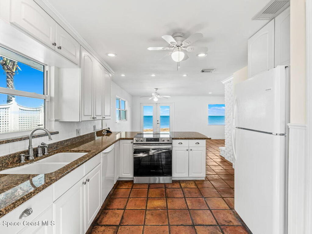 9556 Doubloon Drive, Vero Beach, FL 32963