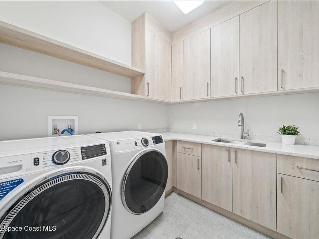 5302 Riveredge Drive, Titusville, FL 32780