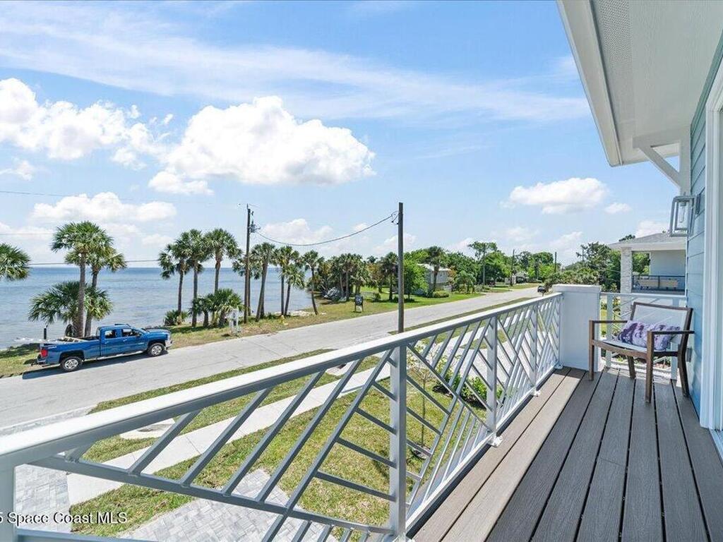 5302 Riveredge Drive, Titusville, FL 32780