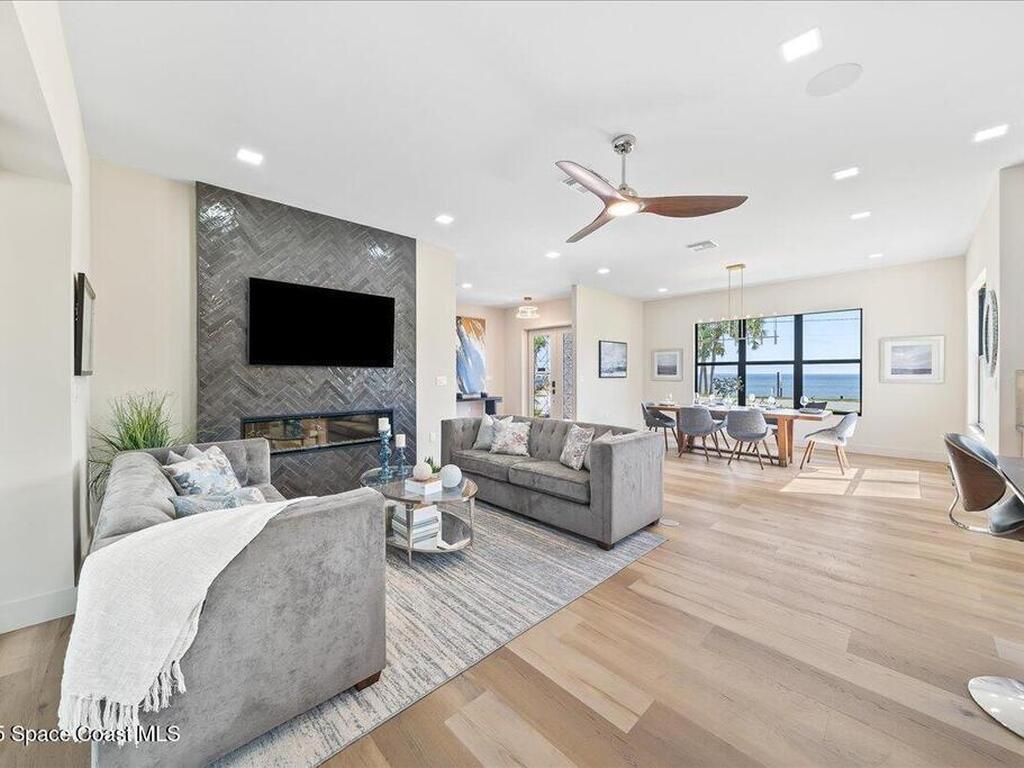 5306 Riveredge Drive, Titusville, FL 32780