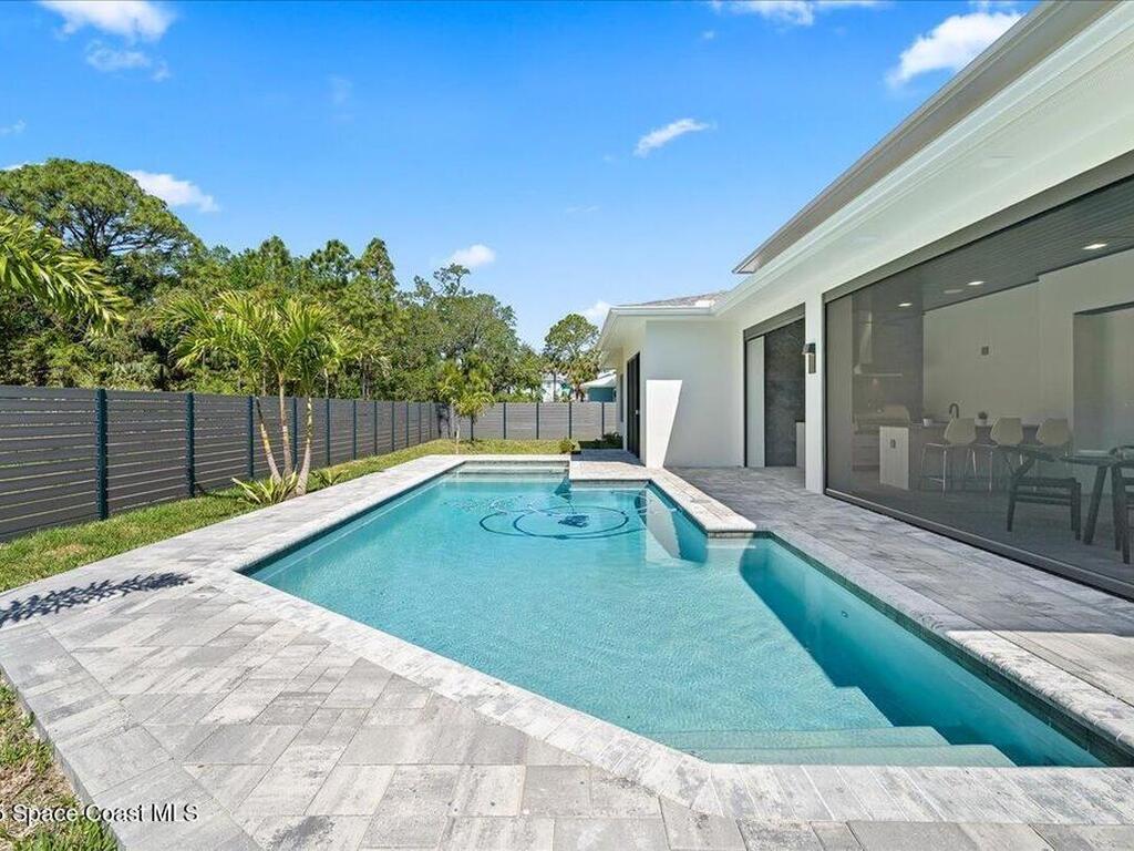 5306 Riveredge Drive, Titusville, FL 32780