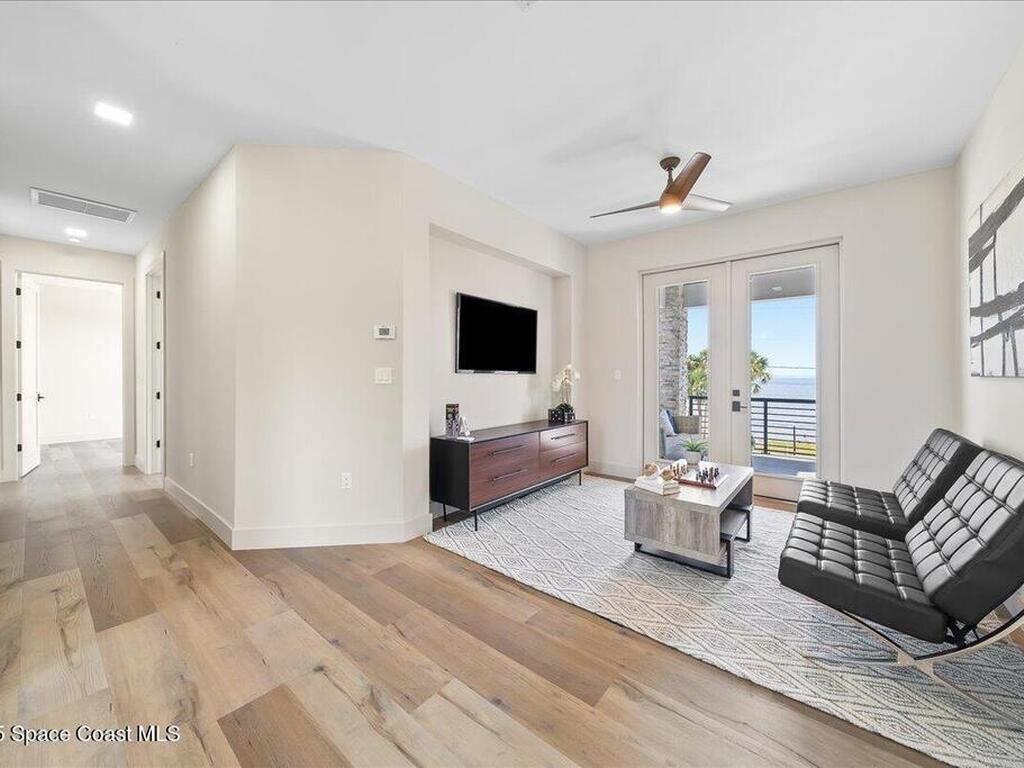 5306 Riveredge Drive, Titusville, FL 32780