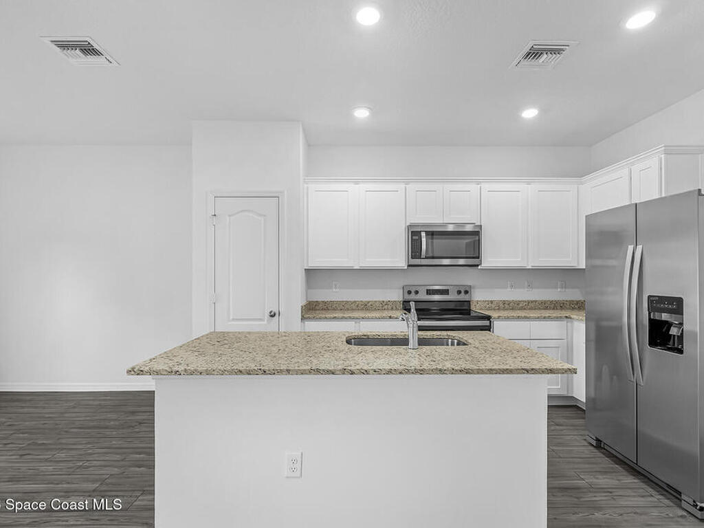 810 De Groodt Road, Palm Bay, FL 32908