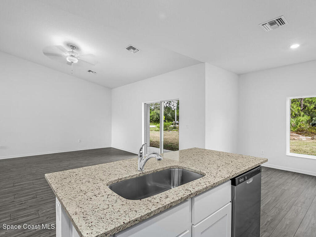 810 De Groodt Road, Palm Bay, FL 32908