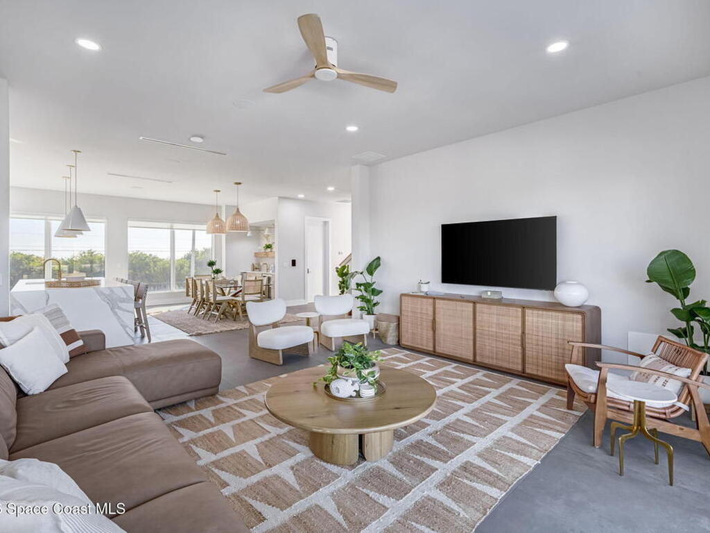 2050 S Atlantic Avenue, Cocoa Beach, FL 32931