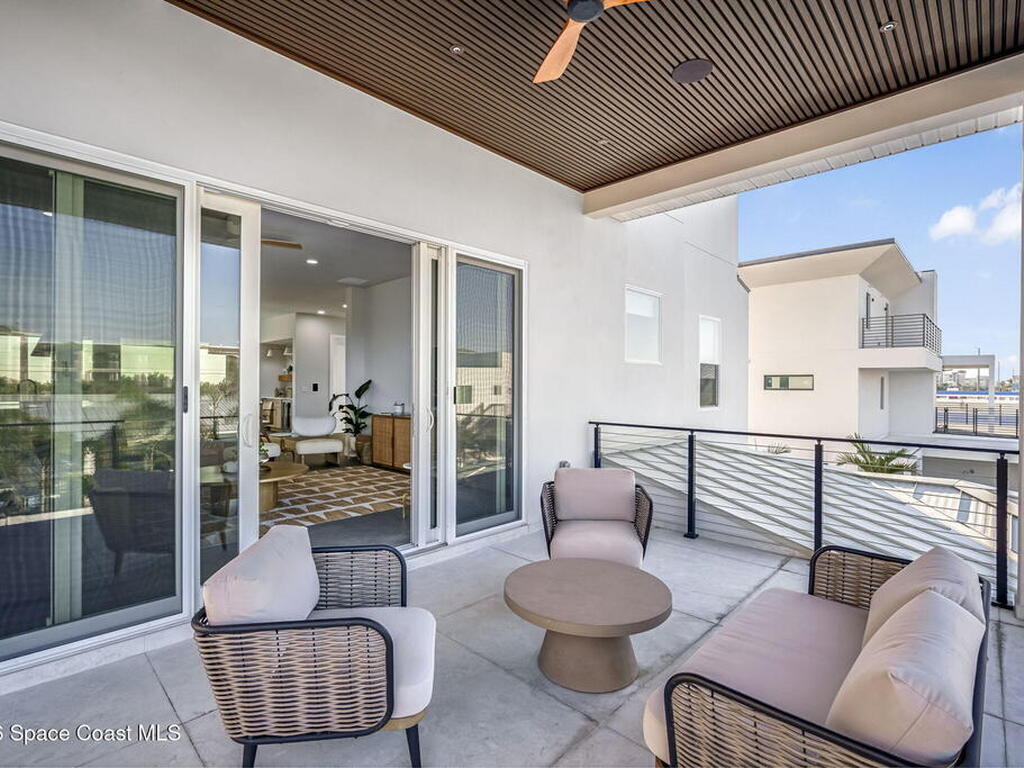 2050 S Atlantic Avenue, Cocoa Beach, FL 32931