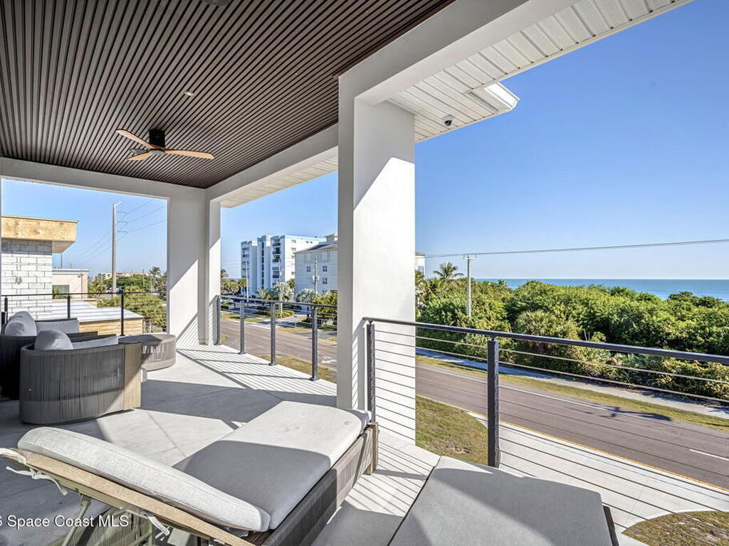 2050 S Atlantic Avenue, Cocoa Beach, FL 32931