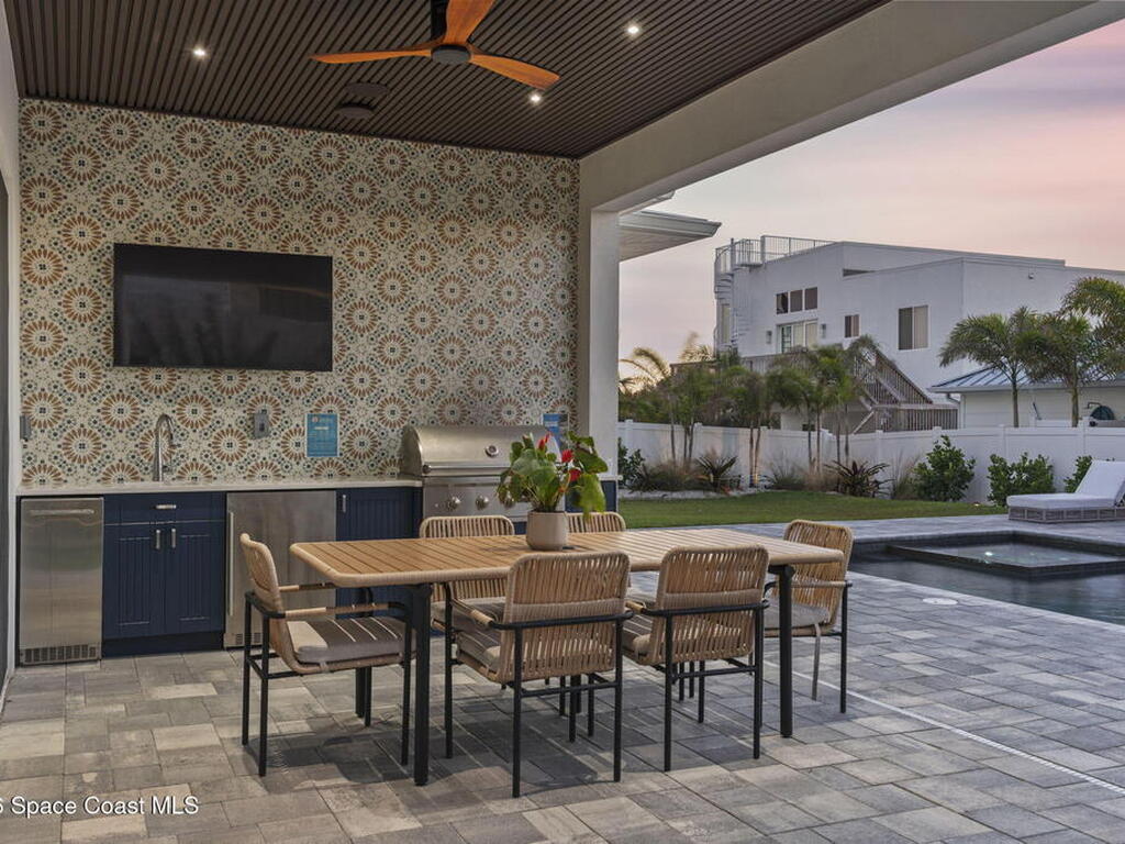 2050 S Atlantic Avenue, Cocoa Beach, FL 32931