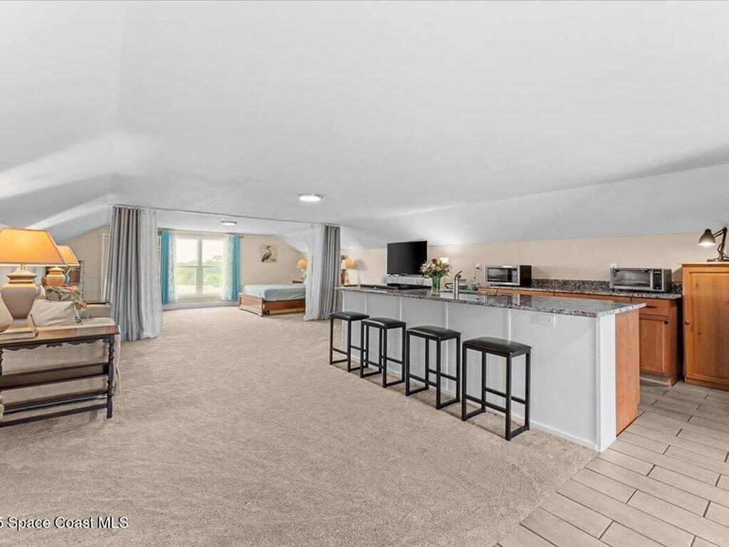 8865 Central Avenue, Micco, FL 32976