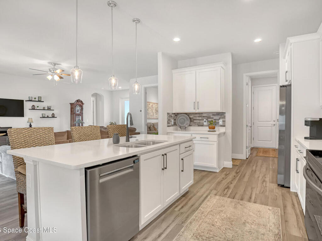 1837 Market Circle, Palm Bay, FL 32905