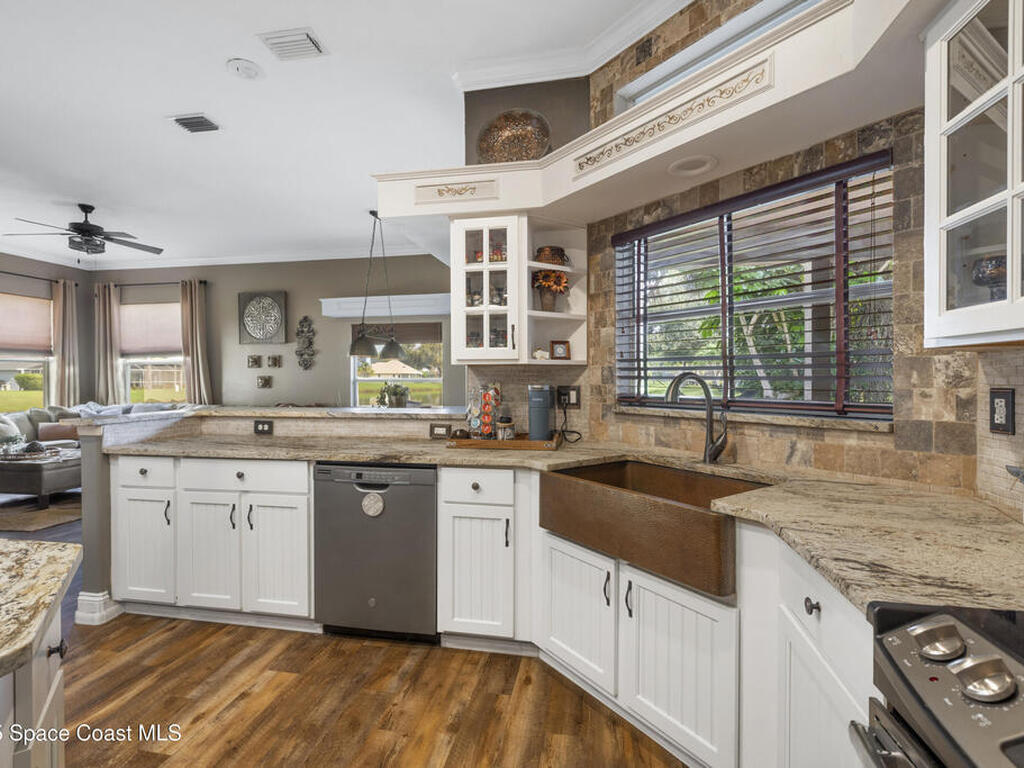 663 Sheridan Woods Drive, Melbourne, FL 32904