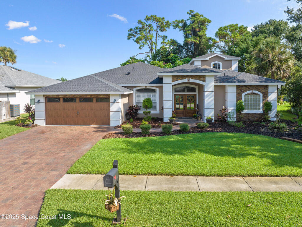 663 Sheridan Woods Drive, Melbourne, FL 32904