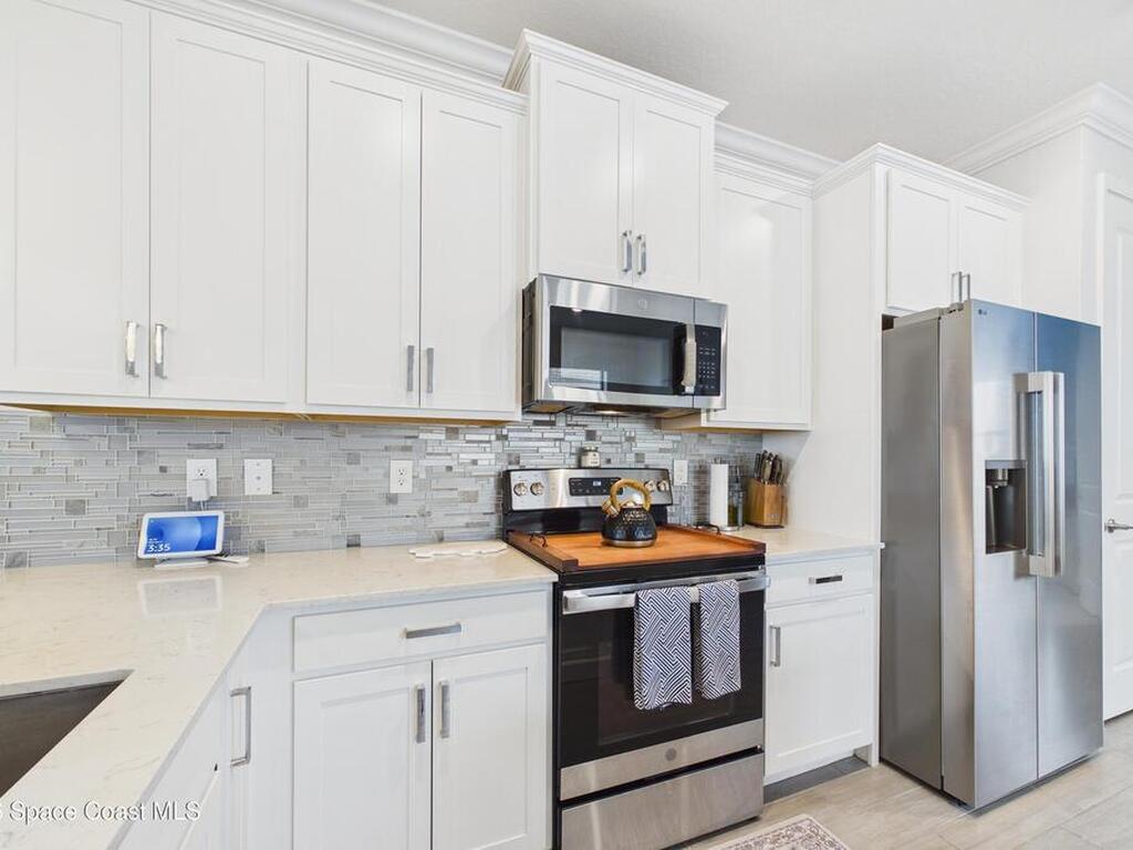 9723 Alister Drive, Melbourne, FL 32940