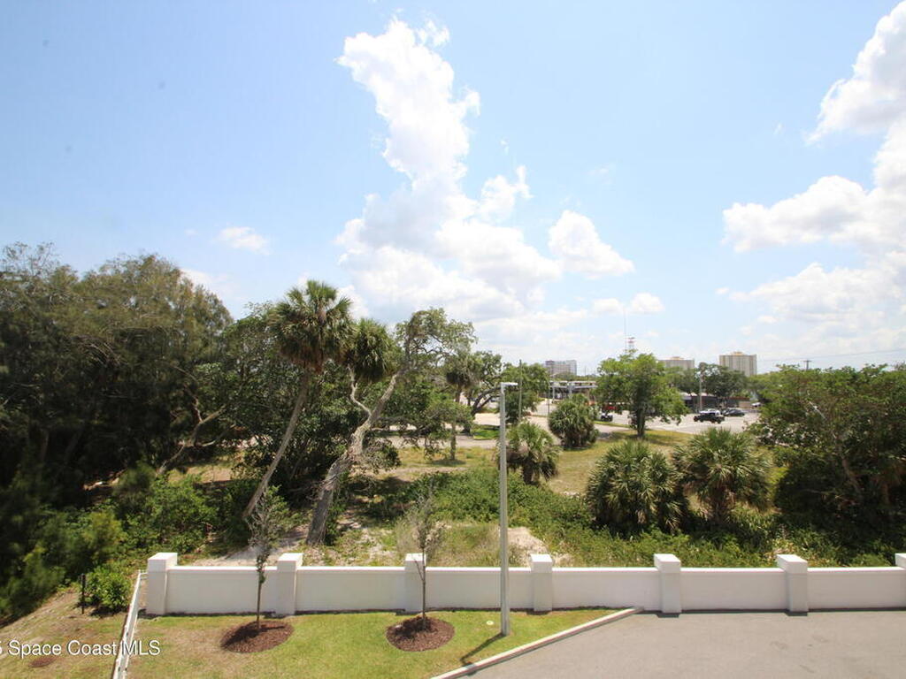 1465 S Harbor City Boulevard, Melbourne, FL 32901