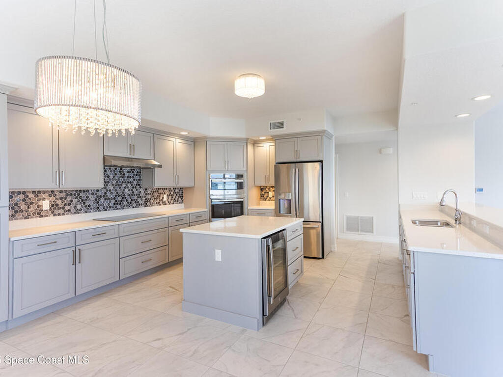 1465 S Harbor City Boulevard, Melbourne, FL 32901