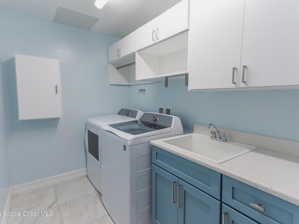 1465 S Harbor City Boulevard, Melbourne, FL 32901