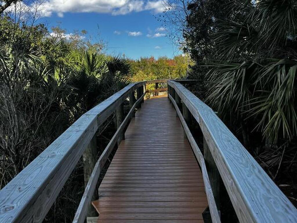 735 Pilot Lane, Merritt Island, FL 32953