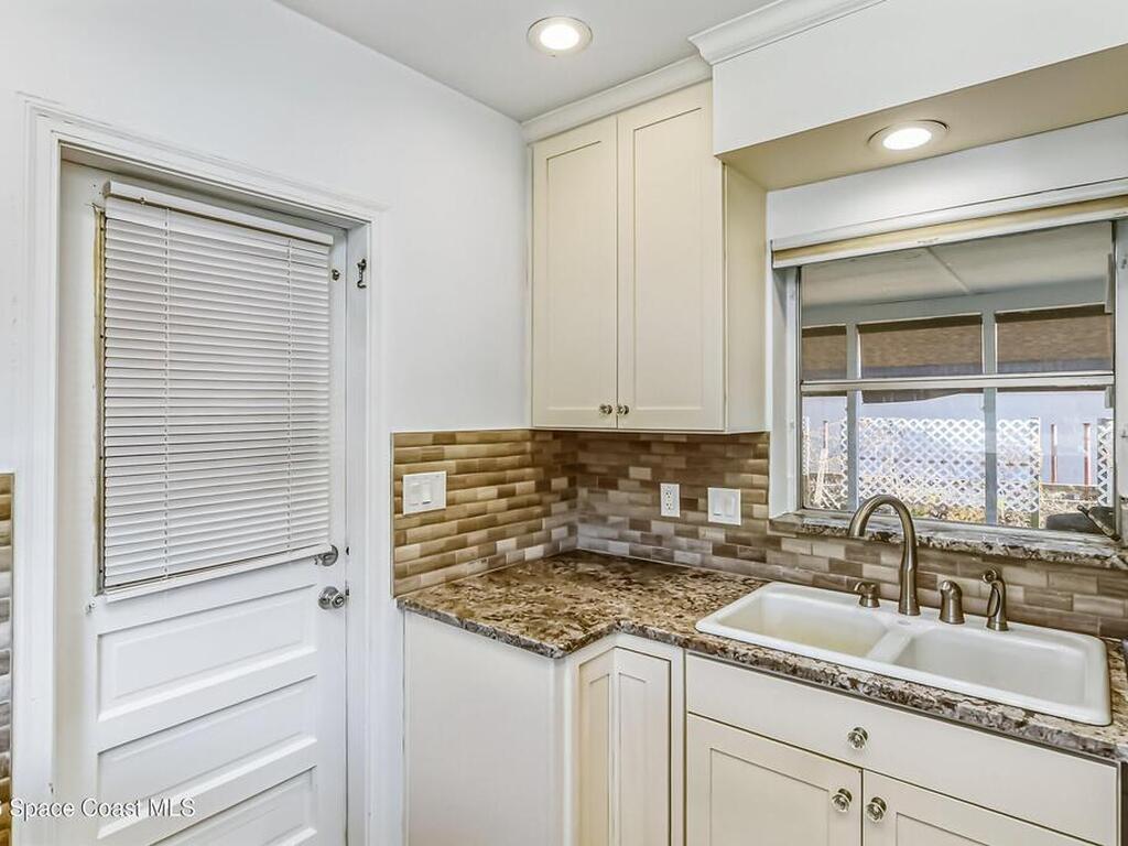 1811 Hickory Street, Melbourne, FL 32901