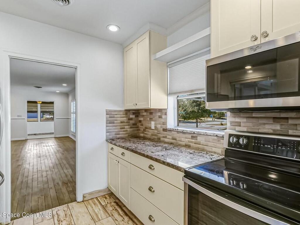 1811 Hickory Street, Melbourne, FL 32901