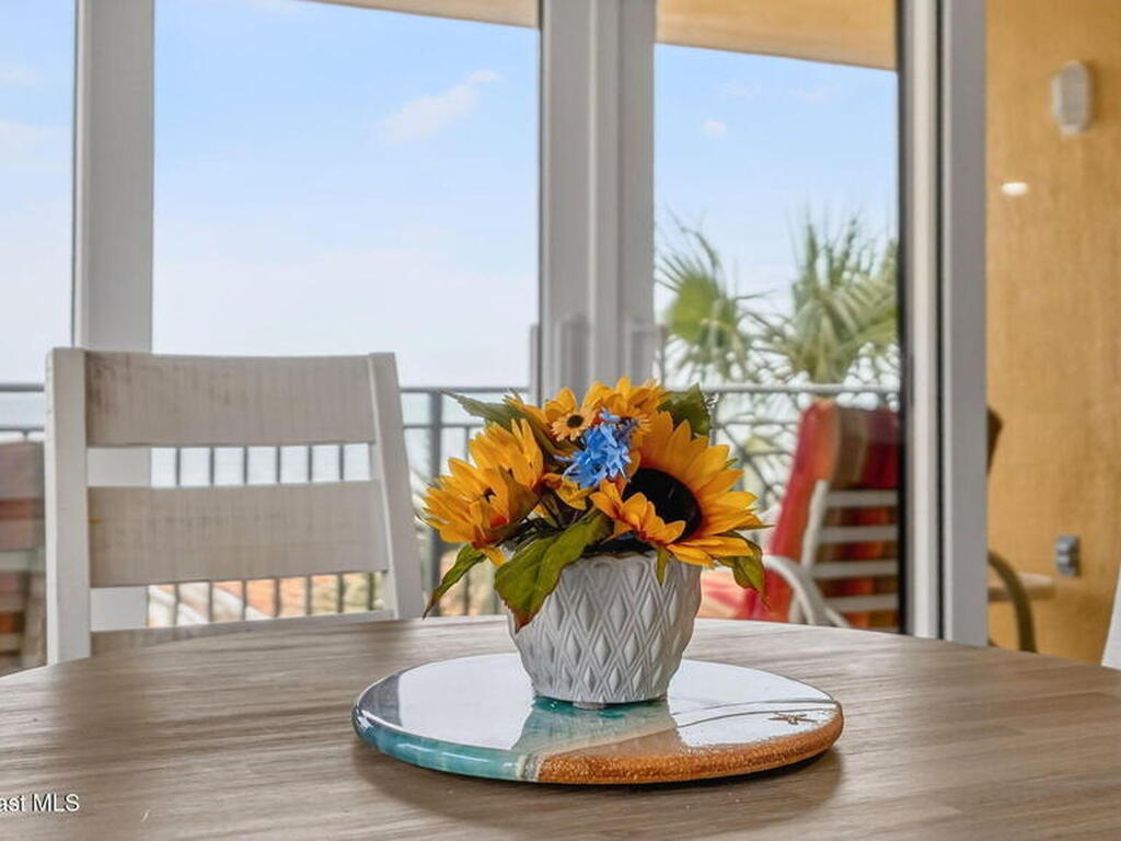 8472 Ridgewood Avenue, Cape Canaveral, FL 32920