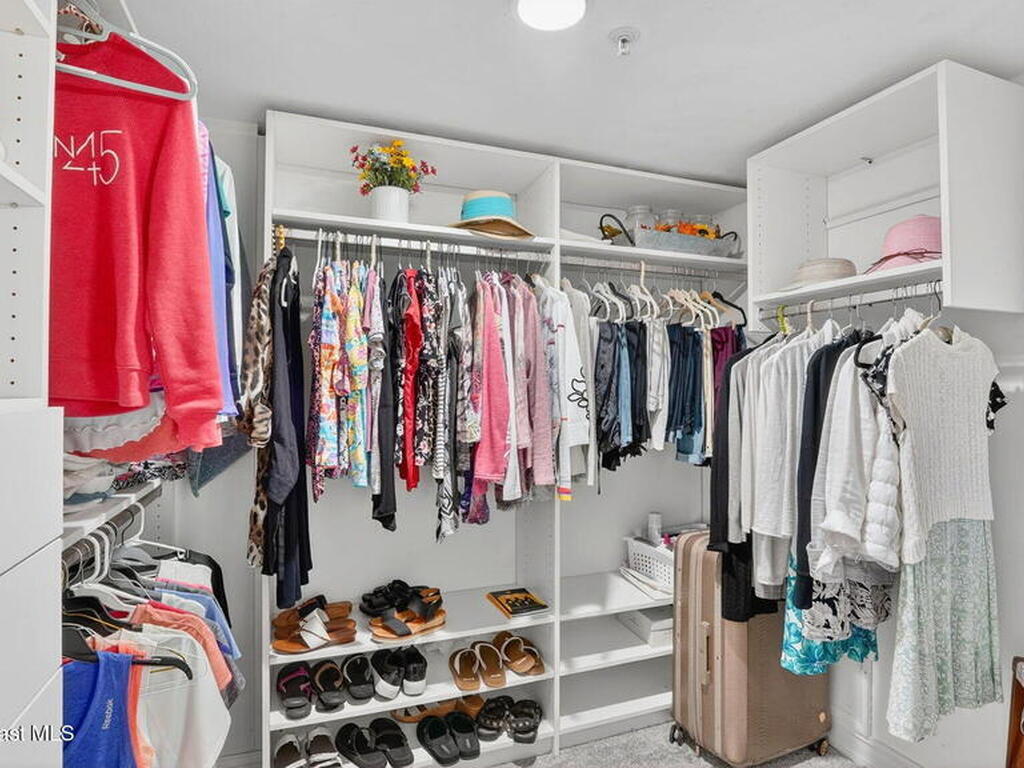 8472 Ridgewood Avenue, Cape Canaveral, FL 32920