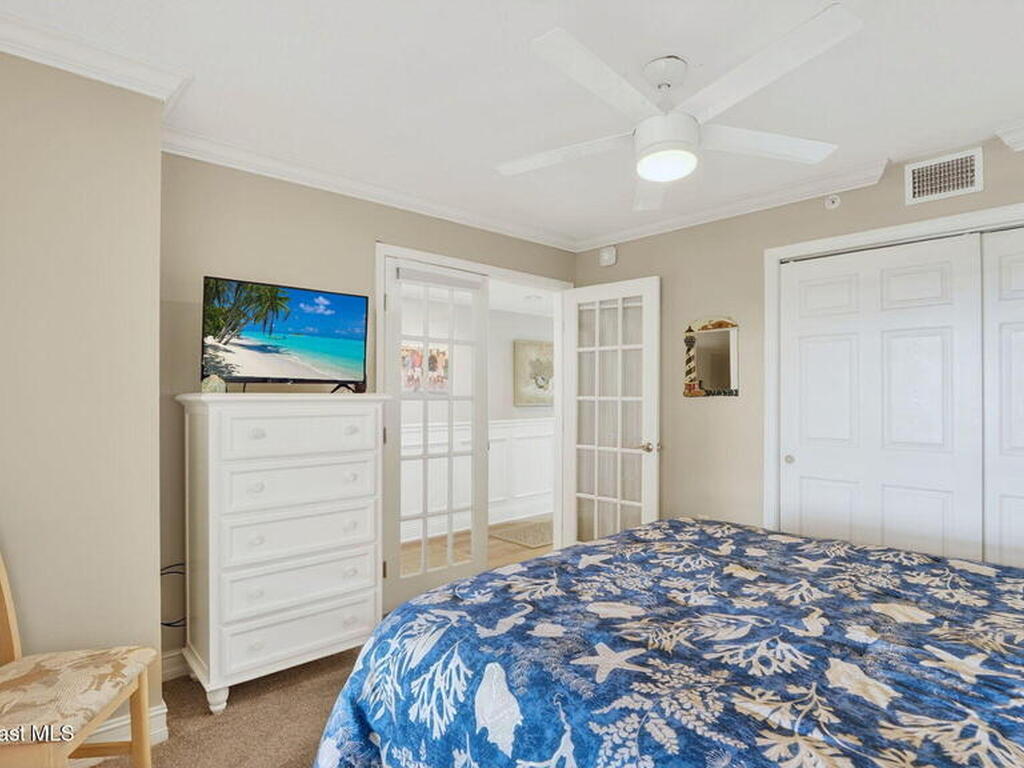 8472 Ridgewood Avenue, Cape Canaveral, FL 32920