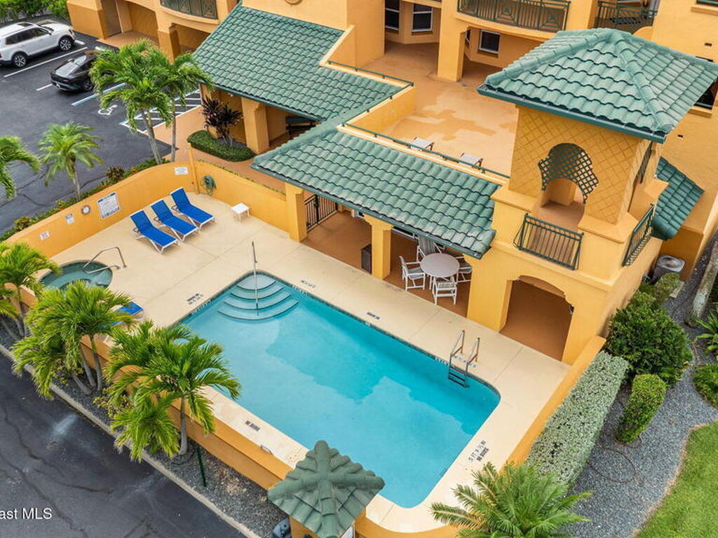 8472 Ridgewood Avenue, Cape Canaveral, FL 32920