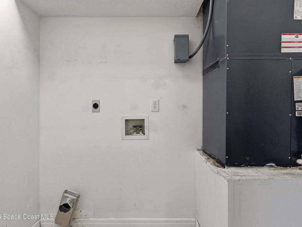 652 Sheridan Woods Drive, Melbourne, FL 32904