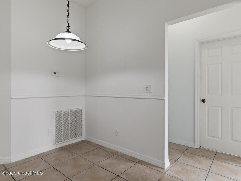 652 Sheridan Woods Drive, Melbourne, FL 32904