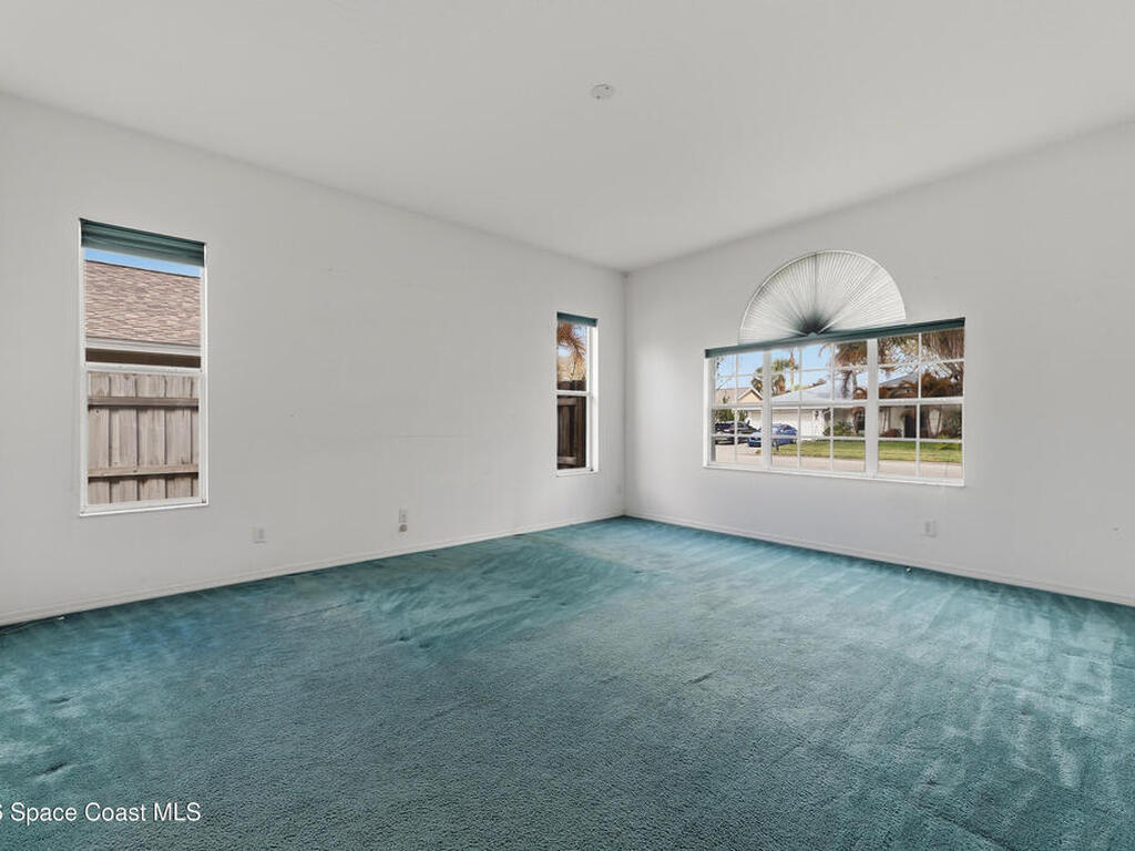 652 Sheridan Woods Drive, Melbourne, FL 32904