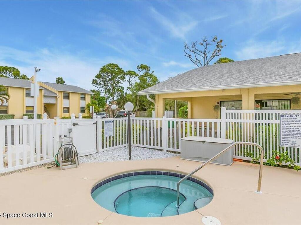 586 N Wickham Road, Melbourne, FL 32935