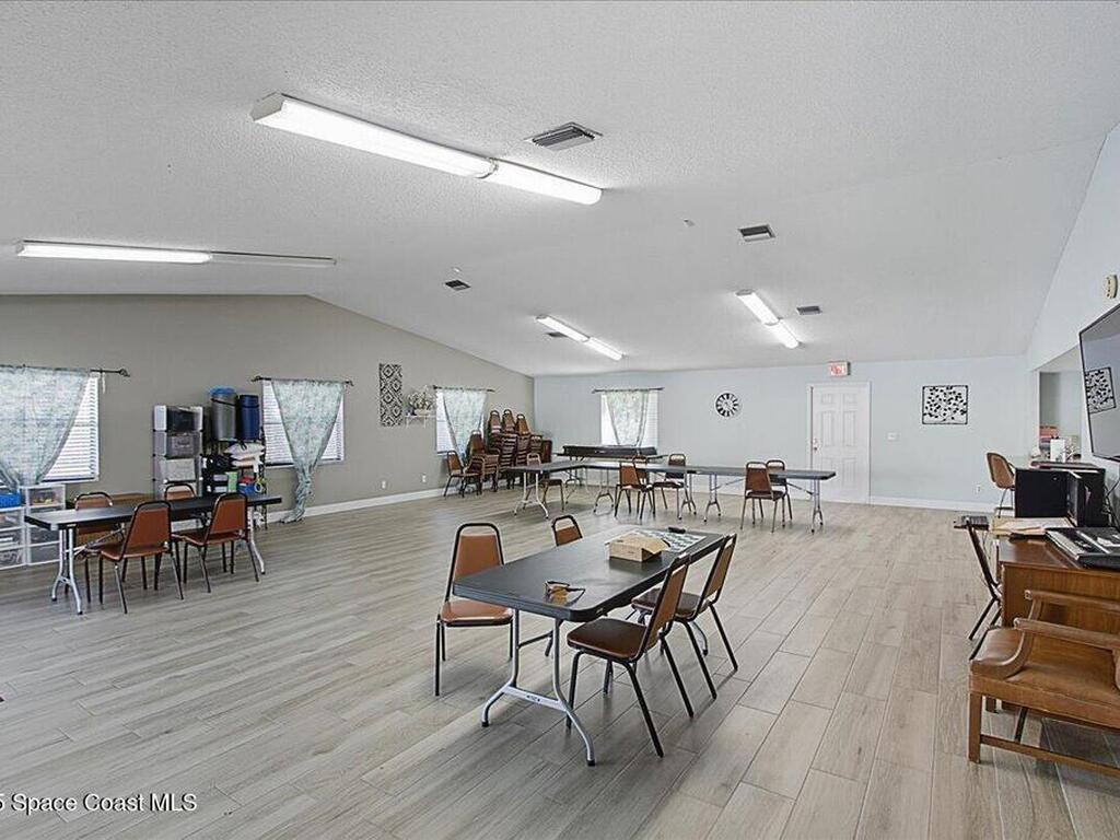 586 N Wickham Road, Melbourne, FL 32935