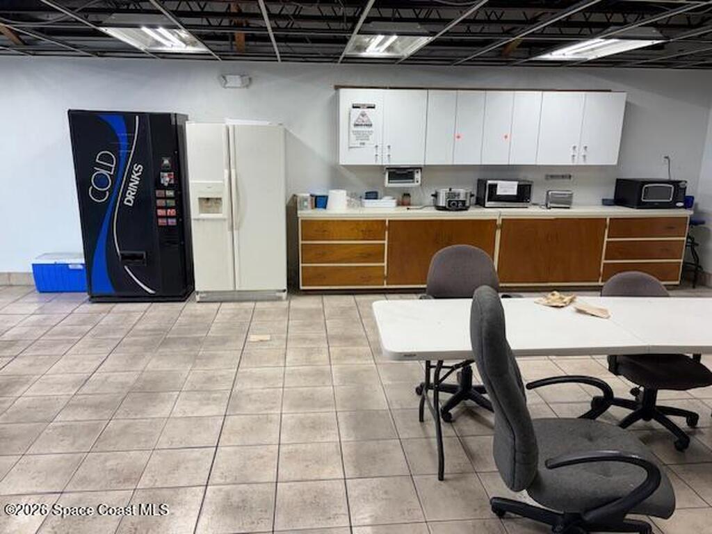 2760 Business Center Boulevard, Melbourne, FL 32940