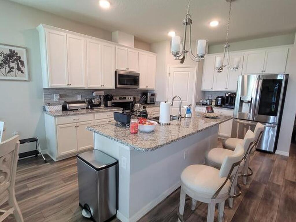 8481 Laguna Circle, Micco, FL 32976