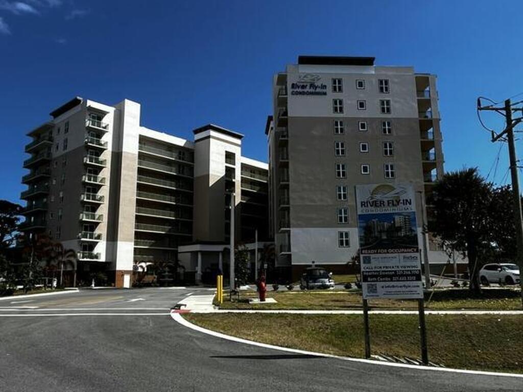 735 Pilot Lane, Merritt Island, FL 32952