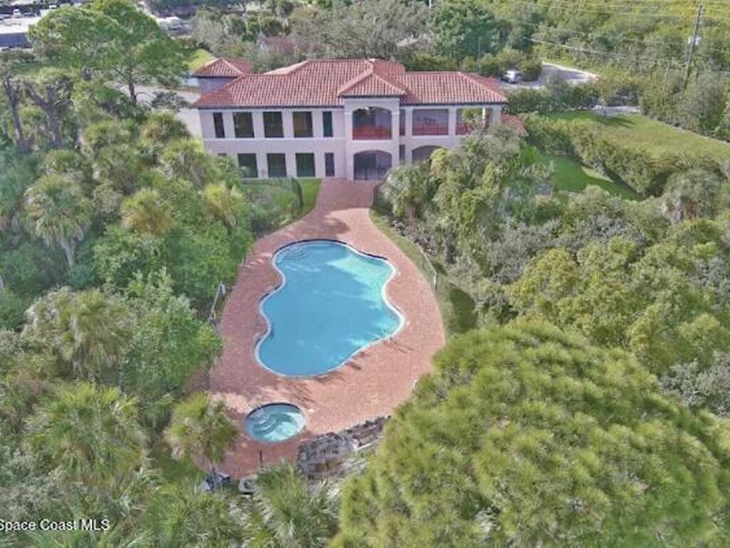 735 Pilot Lane, Merritt Island, FL 32952