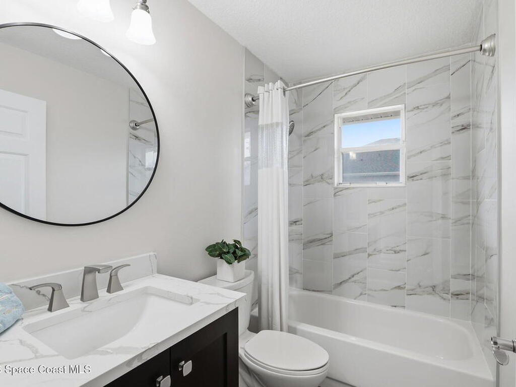 1895 17th Avenue, Vero Beach, FL 32962