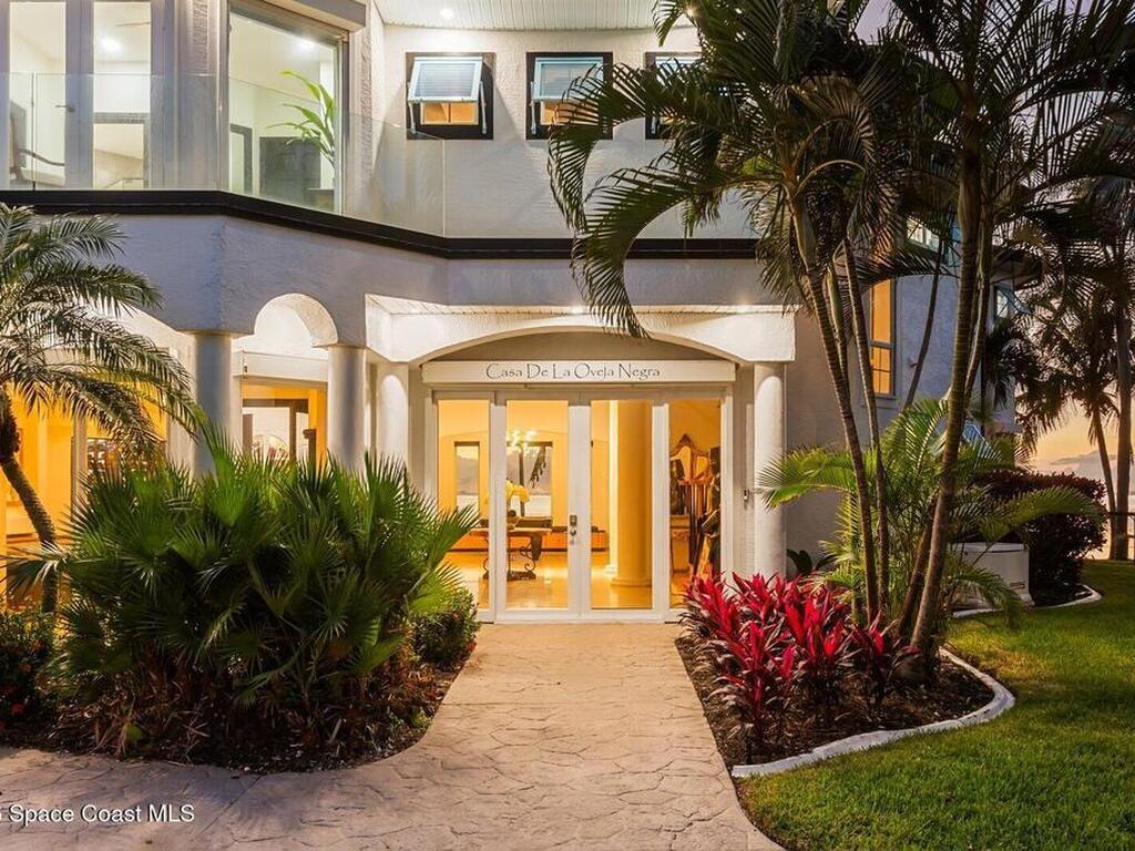 2 River Falls Drive, Cocoa Beach, FL 32931