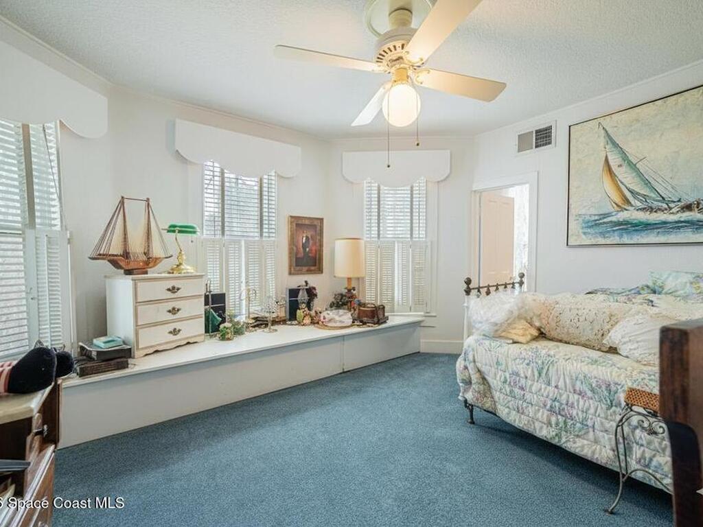 527 Indian River Avenue, Titusville, FL 32796