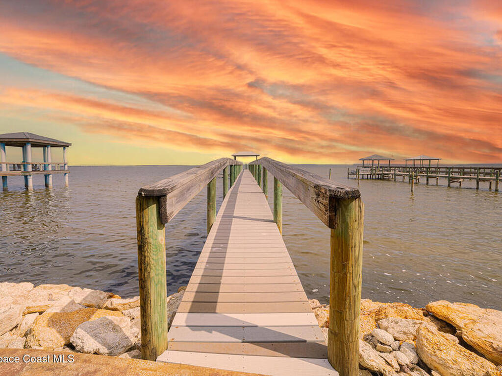 527 Indian River Avenue, Titusville, FL 32796