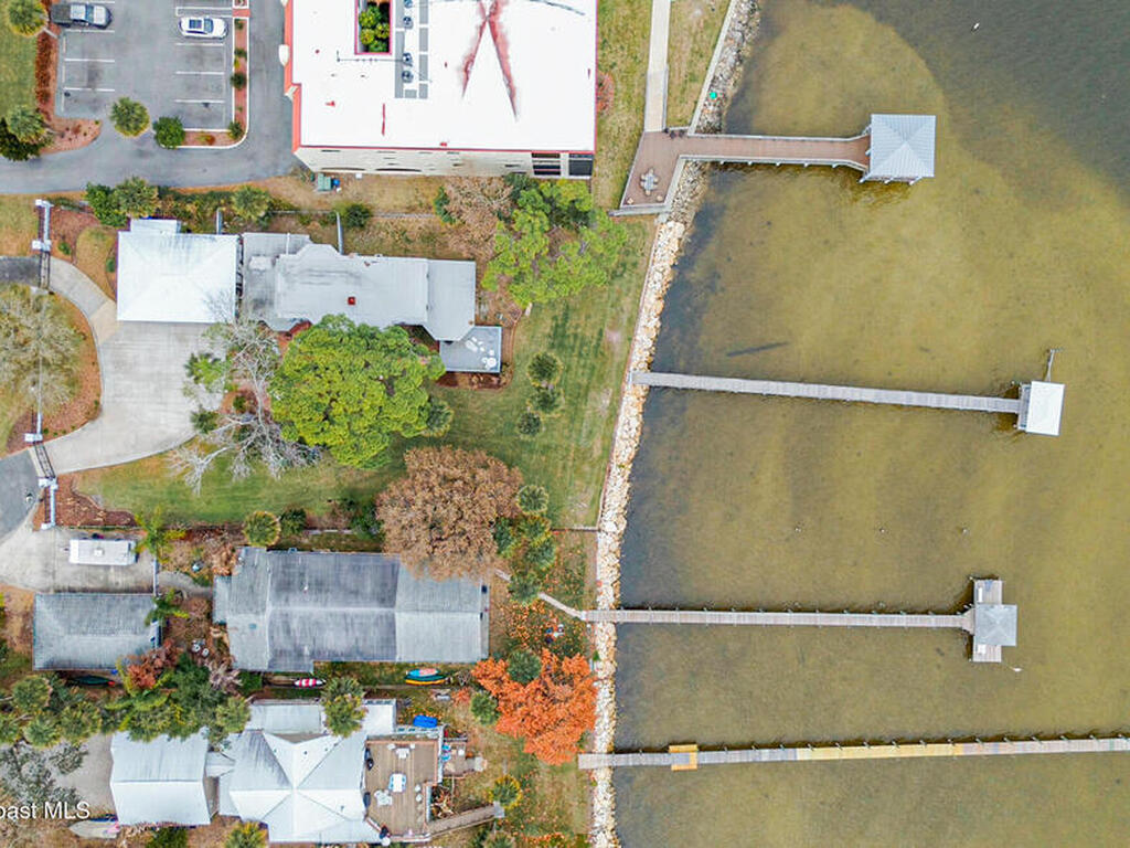 527 Indian River Avenue, Titusville, FL 32796