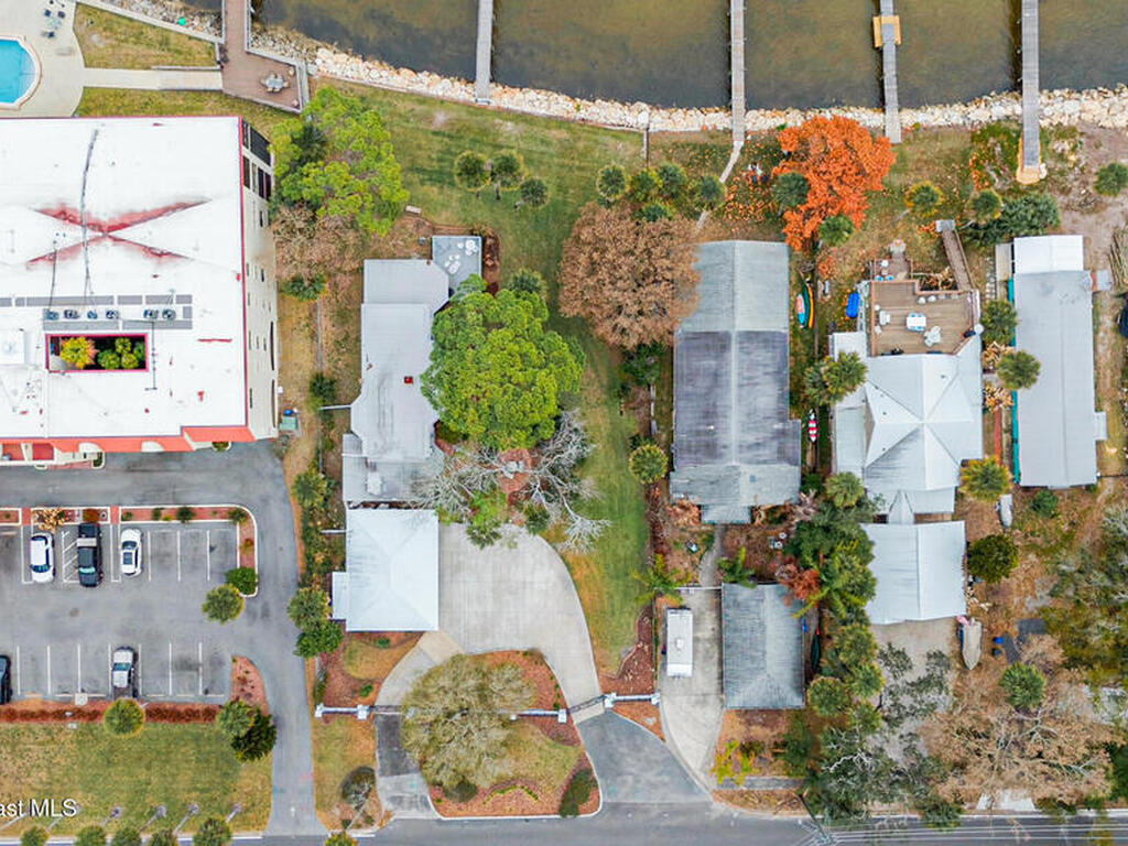 527 Indian River Avenue, Titusville, FL 32796