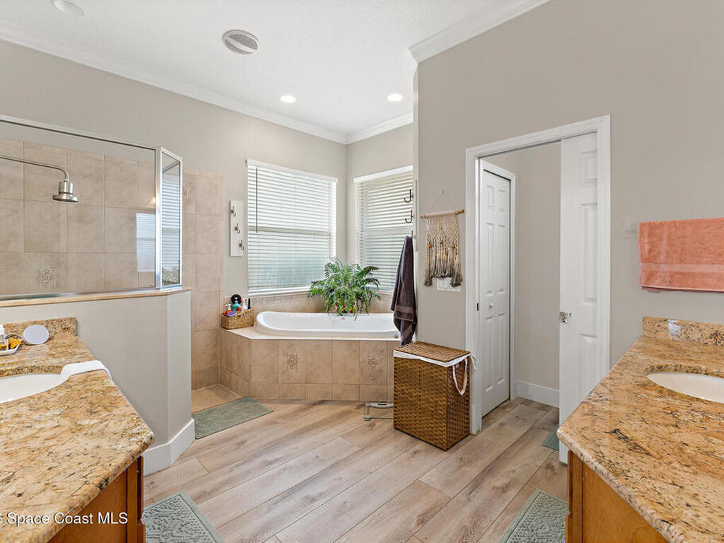 165 Island View Drive, Indian Harbour Beach, FL 32937