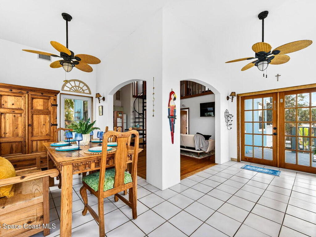 51 Vip Island, Grant, FL 32949