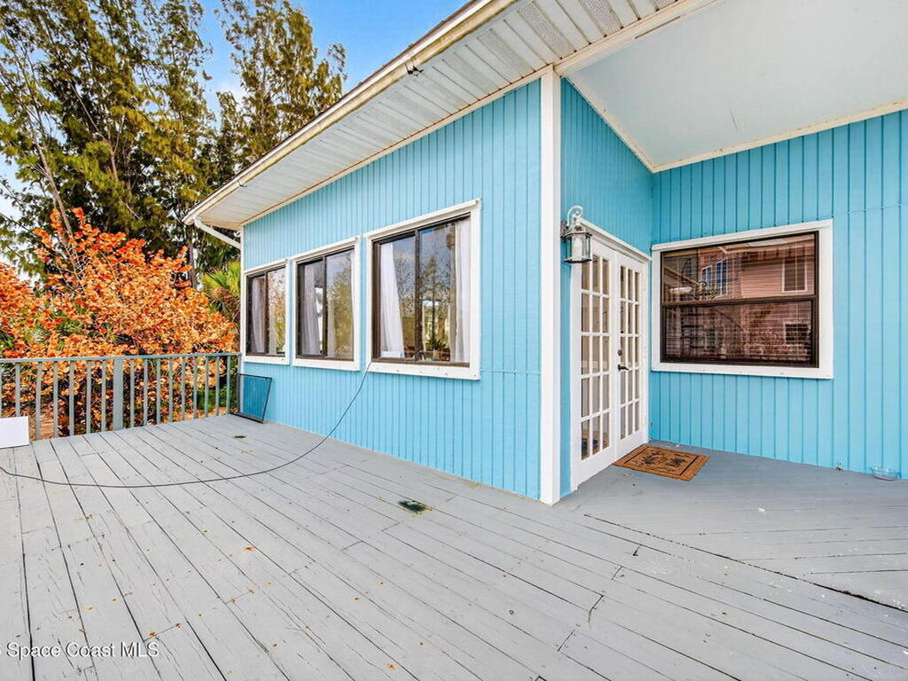 51 Vip Island, Grant, FL 32949