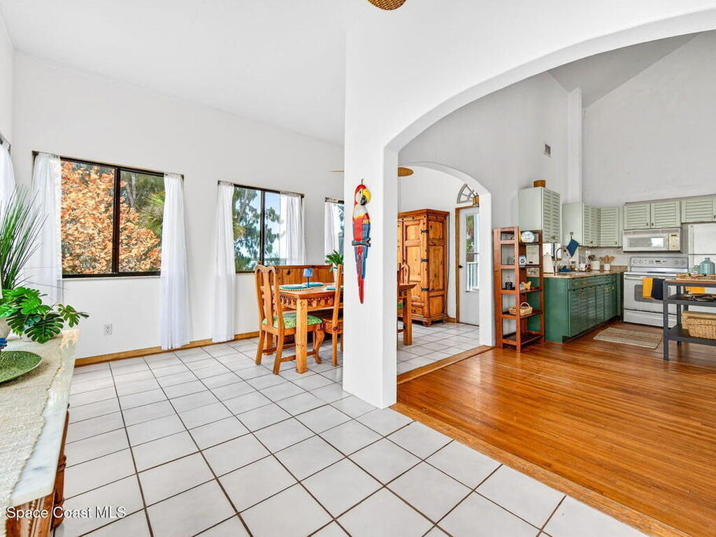 51 Vip Island, Grant, FL 32949