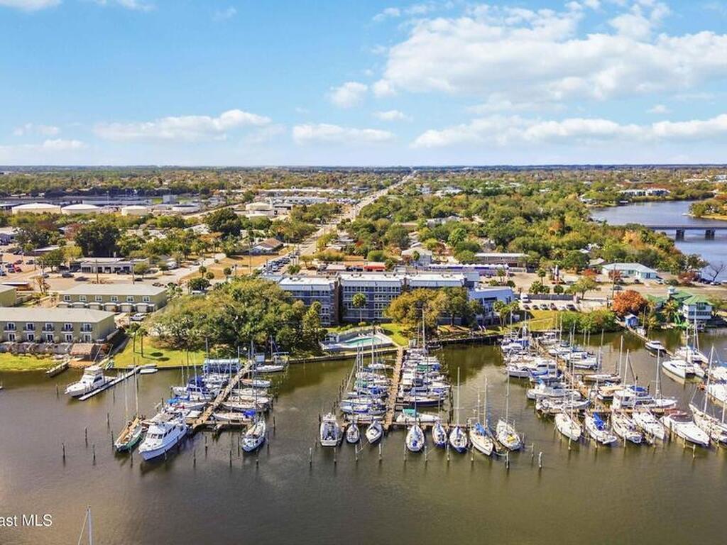 905 N Harbor City Boulevard, Melbourne, FL 32935