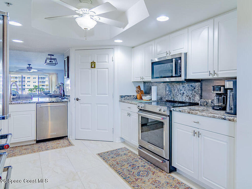 8871 Lake Drive, Cape Canaveral, FL 32920